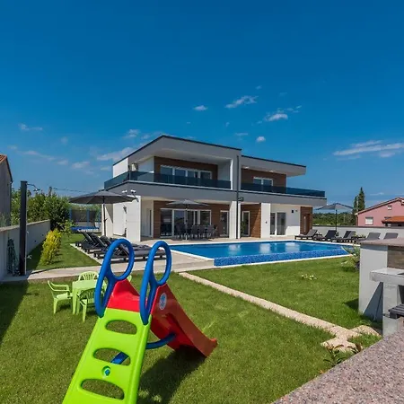 Vila Mersi *