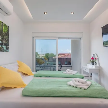 וילה Mersi פולה