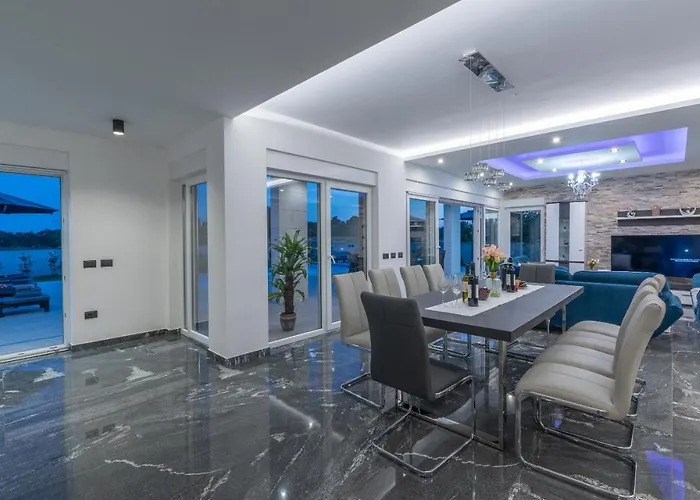 Вилла Mersi Пула